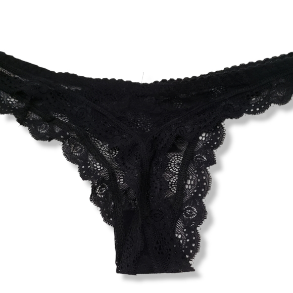 COPY - Sexy Woman Lace Thong Panty - Picture 6 of 6